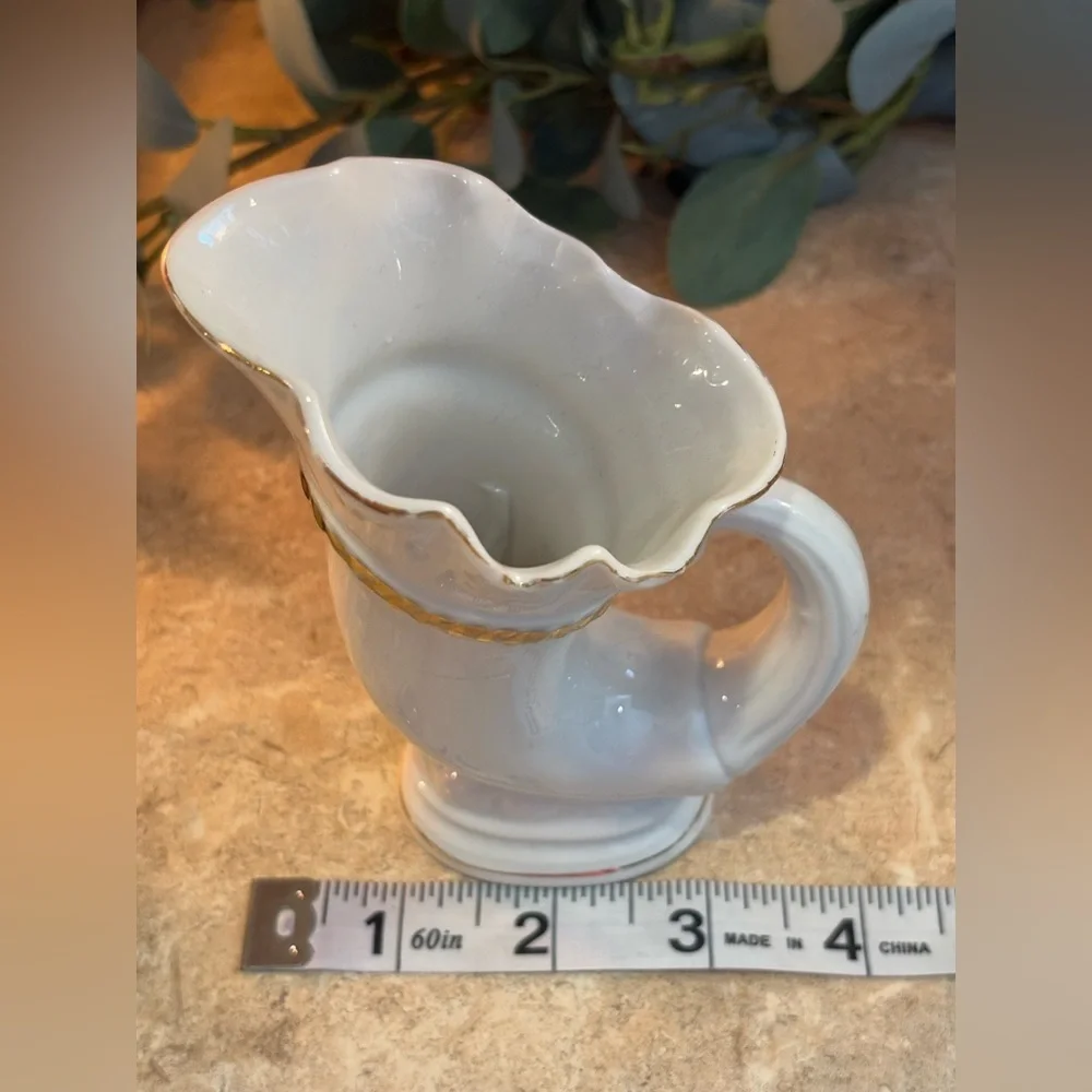 Gold Castle Vintage White Porcelain Cornucopia Horn Vase with Gold Accent Japan